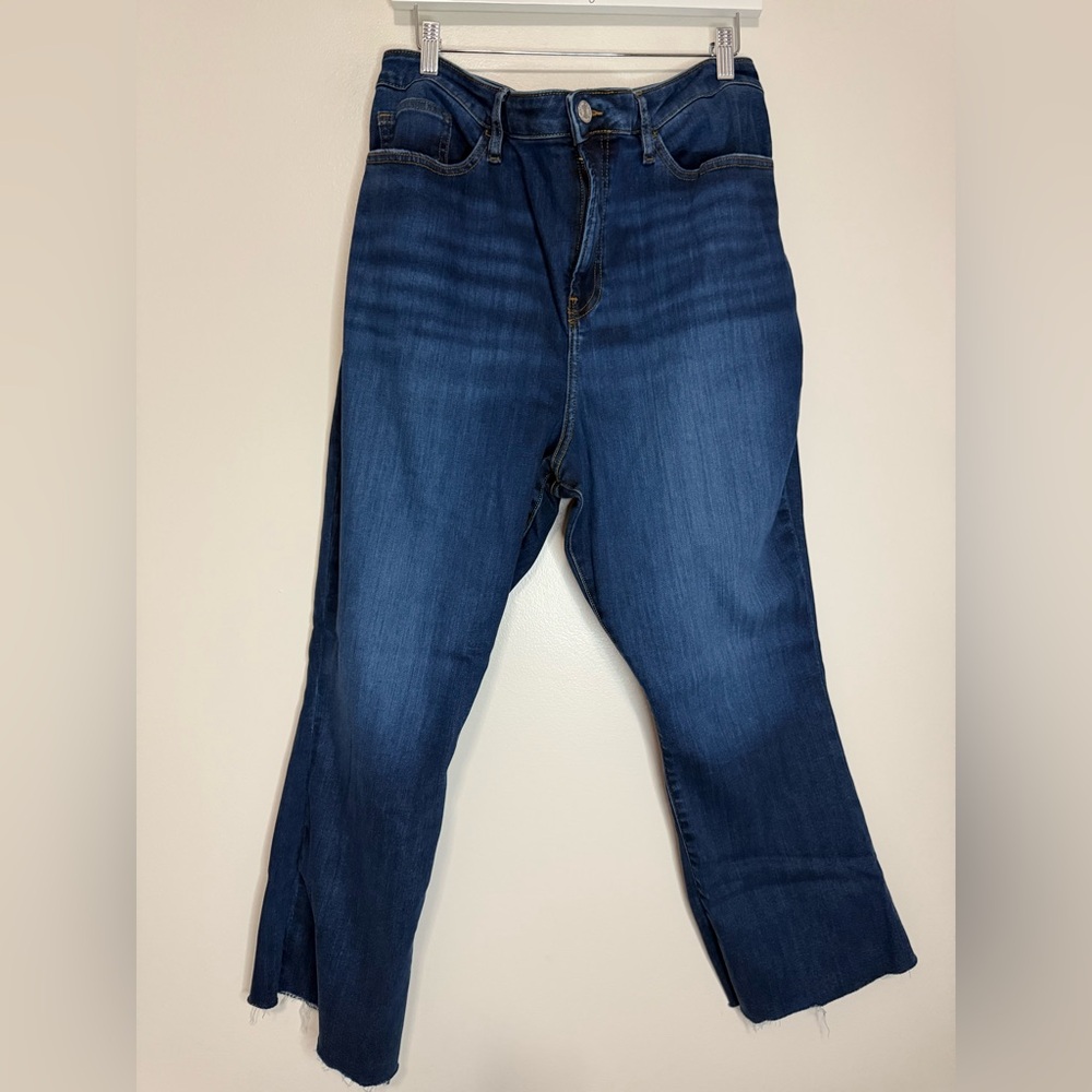 FRAME Le Crop Mini Boot Classic Blue Women's cropped  Jeans size 34